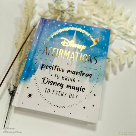 Disney Affirmations: Positive mantras to bring Disney magic and mindfulness to every day - Walt Disney [KSIĄŻKA]