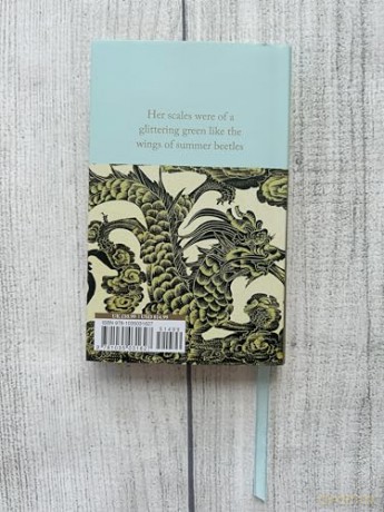 Dragons, Wyverns and Serpents: Myths and Legends (Macmillan Collector's Library) - Jean Menzies [KSIĄŻKA]
