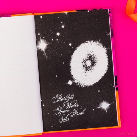 Eat the World: A Collection of Poems - Marina Diamandis [KSIĄŻKA]