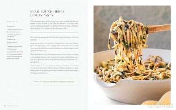 Entertaining with Charm: A Modern Guide to Relaxed Gatherings - Eden Passante [KSIĄŻKA]