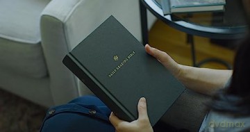 ESV Daily Journey Bible: An Interactive Encounter with God's Word (Sedona Sky Design): An Interactive Encounter with God's Word: A Guided Journey Through God's Word (Hardcover) - Crossway [KSIĄŻKA]