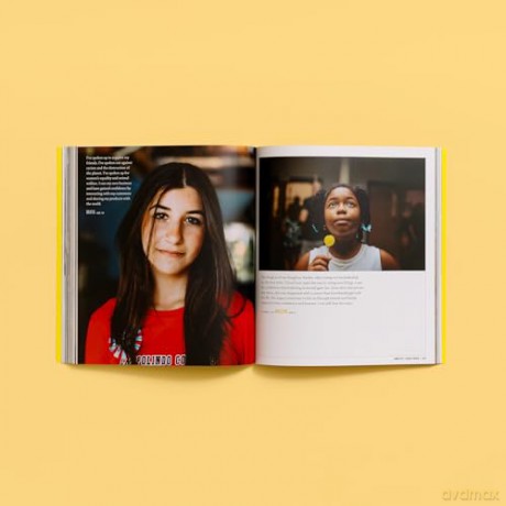 Force of Nature: A Celebration of Girls and Women Raising Their Voices - Kate T. Parker [KSIĄŻKA]