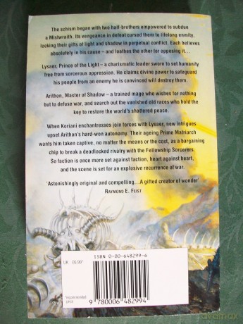Fugitive Prince First Book of the Alliance of Light by Wurts, Janny (Author ON Apr-06-1998, - Janny Wurts [KSIĄŻKA]