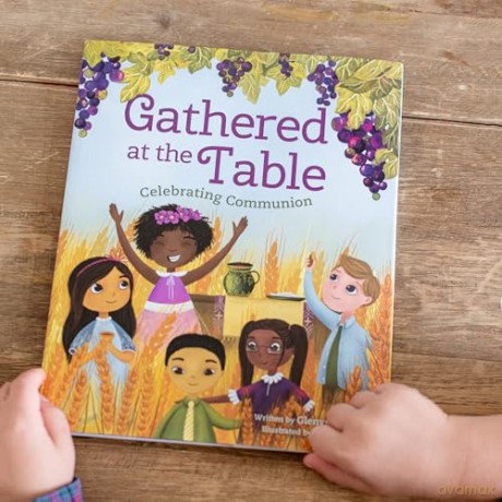 Gathered at the Table: Celebrating Communion - Glenys Nellist [KSIĄŻKA]