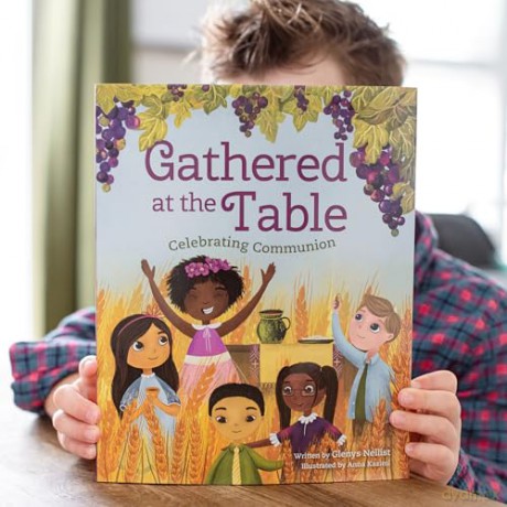 Gathered at the Table: Celebrating Communion - Glenys Nellist [KSIĄŻKA]