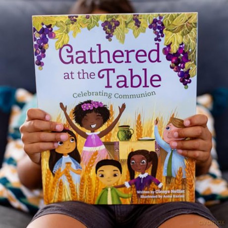 Gathered at the Table: Celebrating Communion - Glenys Nellist [KSIĄŻKA]