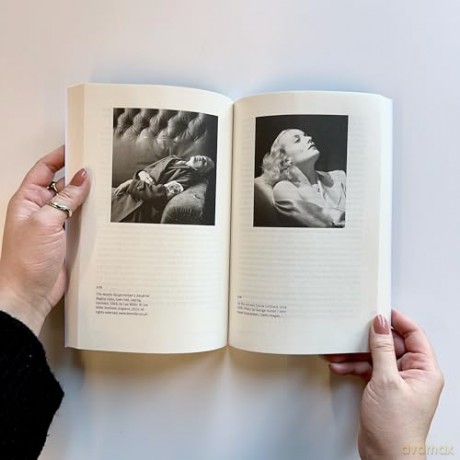 Glitchy Vision: A Feminist History of the Social Photo - Amanda K. Greene [KSIĄŻKA]