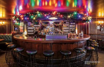 Great Bars of New York City: 30 of Manhattan's Favorite Storied Drinking Establishments - James and Karla Murray [KSIĄŻKA]