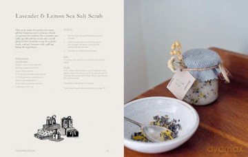 Green Christmas: Sustainable Celebrations that Won't Cost the Earth - Jen Chillingsworth [KSIĄŻKA]