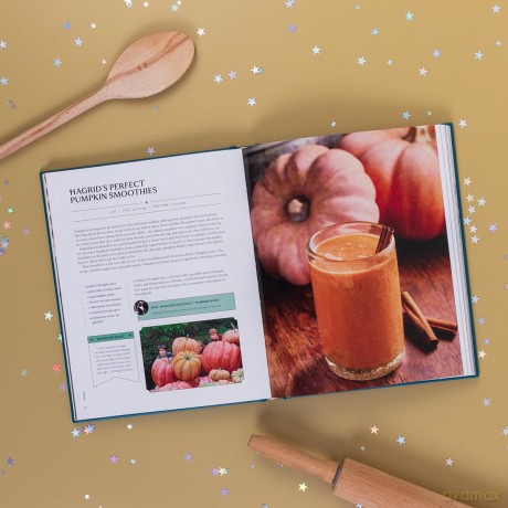 Harry Potter Official Wizarding World Cookbook (Official Harry Potter Cookbooks) - Veronica Hinke [KSIĄŻKA]