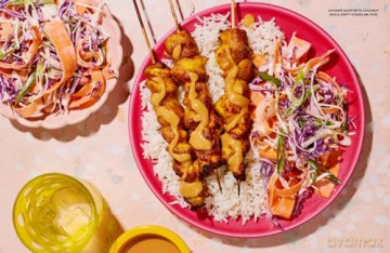 Healthy Air Fryer Feasts: The new 2024 cookbook and perfect gift from Instagram sensation @veryhungrygreek with delicious, healthy recipes that are quick and easy to make - Christina Kynigos [KSIĄŻKA]