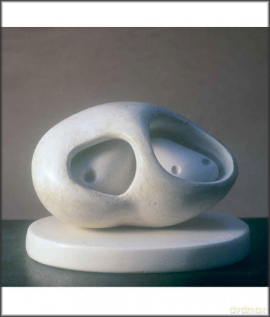 Henry Moore: Form and Material [KSIĄŻKA]