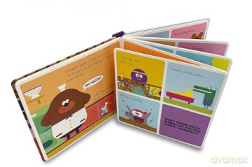Hey Duggee: Duggee's Squirrel Club Pop-Up: A pop-up book - Hey Duggee [KSIĄŻKA]