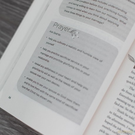 I Thought This Would Make Me Happy: How to Fight Less, Forgive Faster, and Cultivate Joy in Your Marriage - Chelsea Damon [KSIĄŻKA]