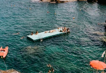 Il Dolce Far Niente: The Italian Way of Summer - Lucy Laucht [KSIĄŻKA]