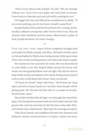Jurassic Girl: The Adventures of Mary Anning, Paleontologist and the First Female Fossil Hunter (Dinosaur books for kids 8-12) - Michele C. Hollow [KSIĄŻKA]