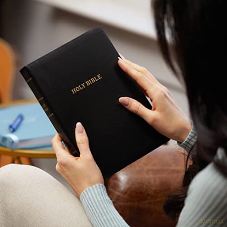 KJV Holy Bible: Giant Print with 53,000 Cross References, Deluxe Black Leathersoft, Red Letter, Comfort Print (Thumb Indexed): King James Version: Holy Bible, King James Version - Thomas Nelson [KSIĄŻKA]