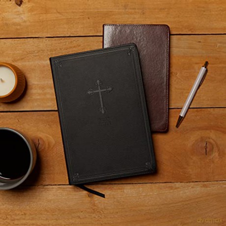 KJV Holy Bible: Value Large Print Thinline, Black Leathersoft, Red Letter, Comfort Print: King James Version: Holy Bible, King James Version - Thomas Nelson [KSIĄŻKA]