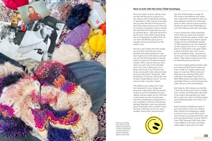 Knit It Out: 12 Knitting Patterns with More Than 30 Variations - Laerke Bagger [KSIĄŻKA]