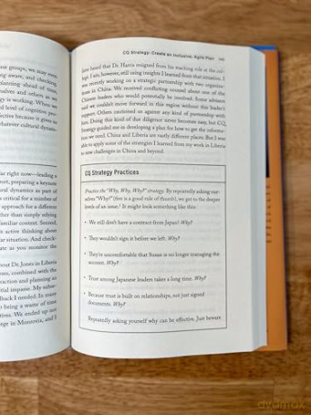 Leading with Cultural Intelligence 3rd Edition: The Real Secret to Success - David Livermore [KSIĄŻKA]