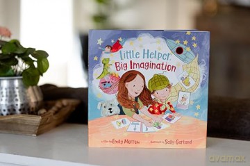 Little Helper, Big Imagination - Emily Morrow [KSIĄŻKA]