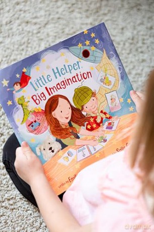 Little Helper, Big Imagination - Emily Morrow [KSIĄŻKA]