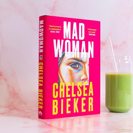 Madwoman - Chelsea Bieker [KSIĄŻKA]
