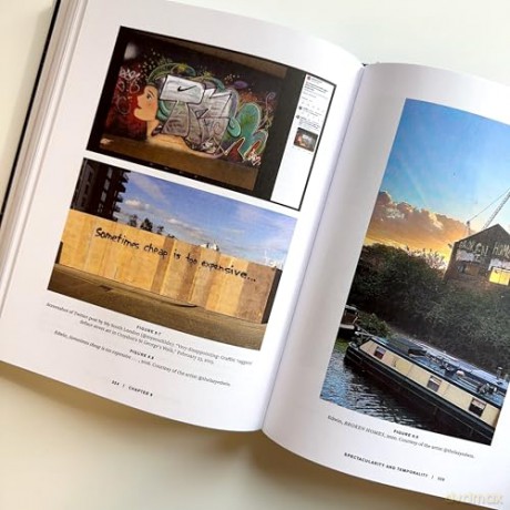 Monumental Graffiti: Tracing Public Art and Resistance in the City - Rafael Schacter [KSIĄŻKA]
