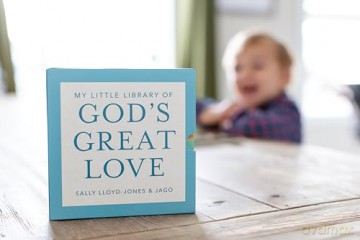 My Little Library of God's Great Love: Loved, Found, Near, Known - Lloyd Jones Sally [KSIĄŻKA]