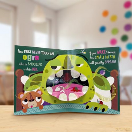 Never Touch a Pop-up Dragon: Pop-up Book - Cara Jenkins [KSIĄŻKA]