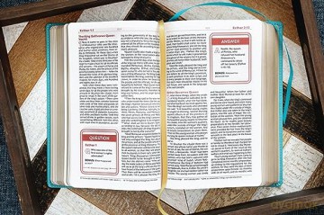 NKJV, Teen Study Bible, Leathersoft, Teal, Comfort Print: NKJV, Teal, Leathersoft, Teen Study Bible, Comfort Print - Zondervan [KSIĄŻKA]