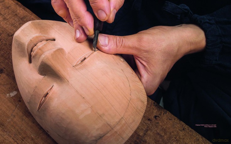 Noh and Kyogen Masks: Tradition and Modernity in the Art of Kitazawa Hideta - Jannette Cheong [KSIĄŻKA]