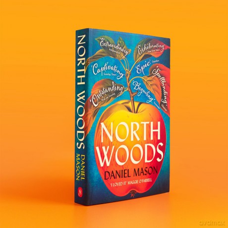 North Woods: Read it once. Remember it forever. - Daniel Mason [KSIĄŻKA]