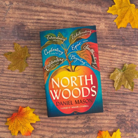 North Woods: Read it once. Remember it forever. - Daniel Mason [KSIĄŻKA]