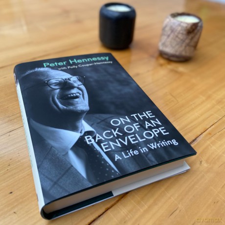 On the Back of an Envelope: A Life in Writing - Peter Hennessy [KSIĄŻKA]