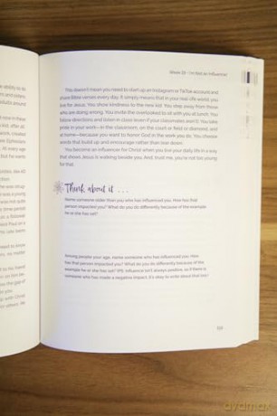 One Year with Jesus: A Weekly Devotional Journal for Middle School Girls - Kelsey Scism [KSIĄŻKA]