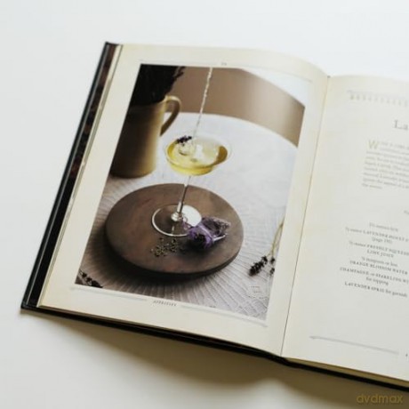 Outlander Cocktails: The Official Drinks Guide Inspired by the Series - Diana Gabaldon [KSIĄŻKA]