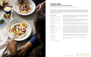 Pass the Plate: 100 Delicious, Highly Shareable, Everyday Recipes: A Cookbook - Carolina Gelen [KSIĄŻKA]