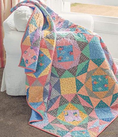 Quilts from Quarters: 12 Clever Quilt Patterns to Make from Fat or Long Quarters - Pam Lintott [KSIĄŻKA]