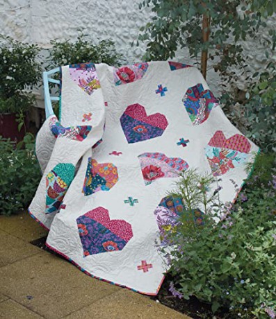 Quilts from Quarters: 12 Clever Quilt Patterns to Make from Fat or Long Quarters - Pam Lintott [KSIĄŻKA]
