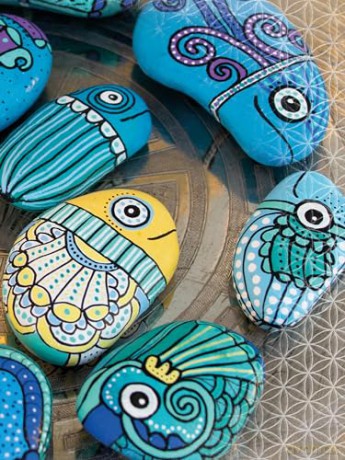 Rock Painting for Beginners: A Complete Guide to Techniques and Supplies with 50 Original Designs to Inspire You - Christine Rechl [KSIĄŻKA]