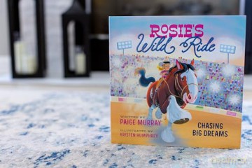 Rosie's Wild Ride: Chasing Big Rodeo Dreams - Paige Murray [KSIĄŻKA]