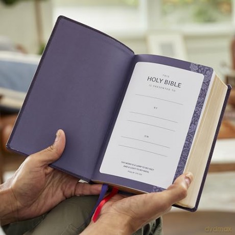 RSV Personal Size Bible with Cross References, Purple Leathersoft, (Sovereign Collection) - Thomas Nelson [KSIĄŻKA]