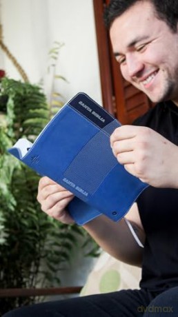 RVR60, Biblia de Estudio para Jóvenes, Leathersoft, Azul, Palabras de Jesús en Rojo, Comfort Print: Reina-Valera 1960, azul, Leathersoft, Comfort Print, palabras de Jesús en rojo - Vida [KSIĄŻKA]