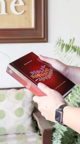 RVR60, Biblia de Estudio para Jóvenes, Tapa Dura, Palabras de Jesús en Rojo, Comfort Print: Reina-Valera 1960, Estudio para jóvenes, roja, Comfort Print - Vida [KSIĄŻKA]