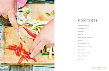 Slow: The complete Italian cookbook for easy and comforting slow-cooked meals, newly updated to make it the perfect winter gift for 2024 - Gennaro Contaldo [KSIĄŻKA]