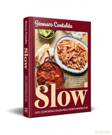 Slow: The complete Italian cookbook for easy and comforting slow-cooked meals, newly updated to make it the perfect winter gift for 2024 - Gennaro Contaldo [KSIĄŻKA]