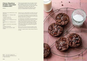 Small Batch Cookies: Deliciously easy bakes for one to six people (Edd Kimber Baking Titles) - Edd Kimber [KSIĄŻKA]
