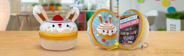 Snackettes Cinnabunny: Keyring Plushie - Amber Oliver [KSIĄŻKA]