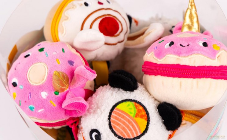 Snackettes Sprinklecorn: Keyring Plushie - Alice Fewery [KSIĄŻKA]